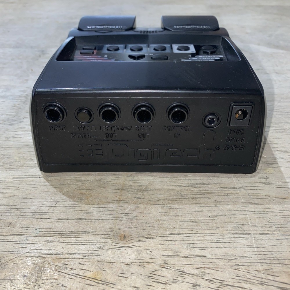 Digitech RP-70 Multi Effects Pedal Processor