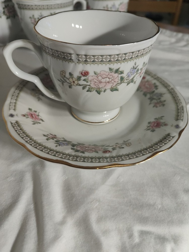 fine china sets for 8
