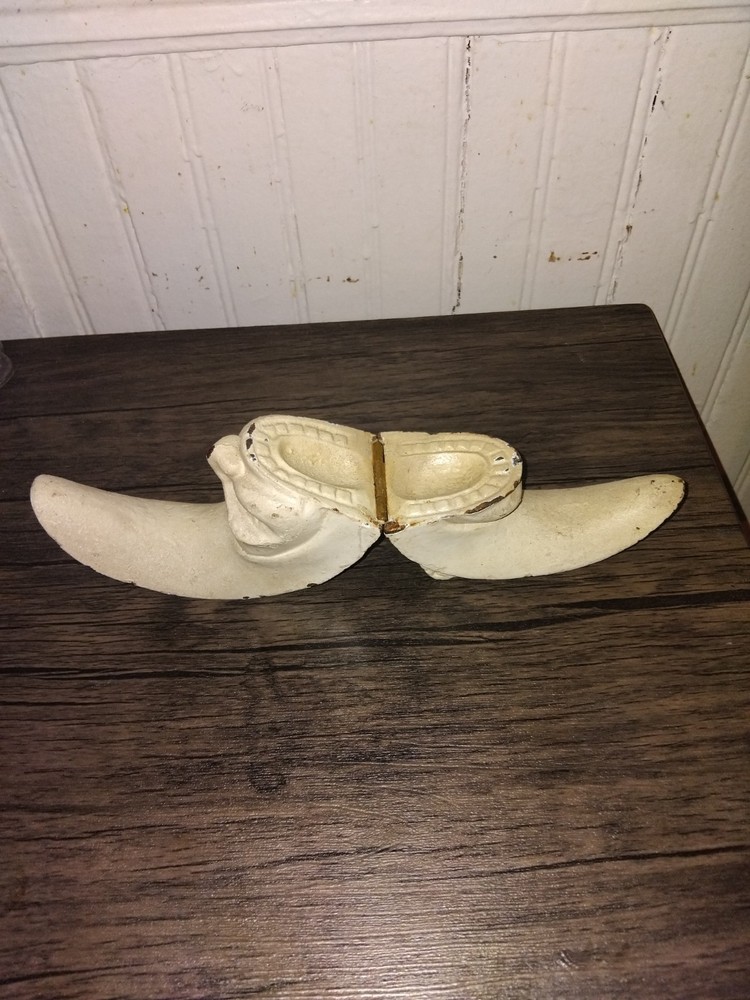 Cast Iron "Man On The Moon" Nutcracker 5.25in