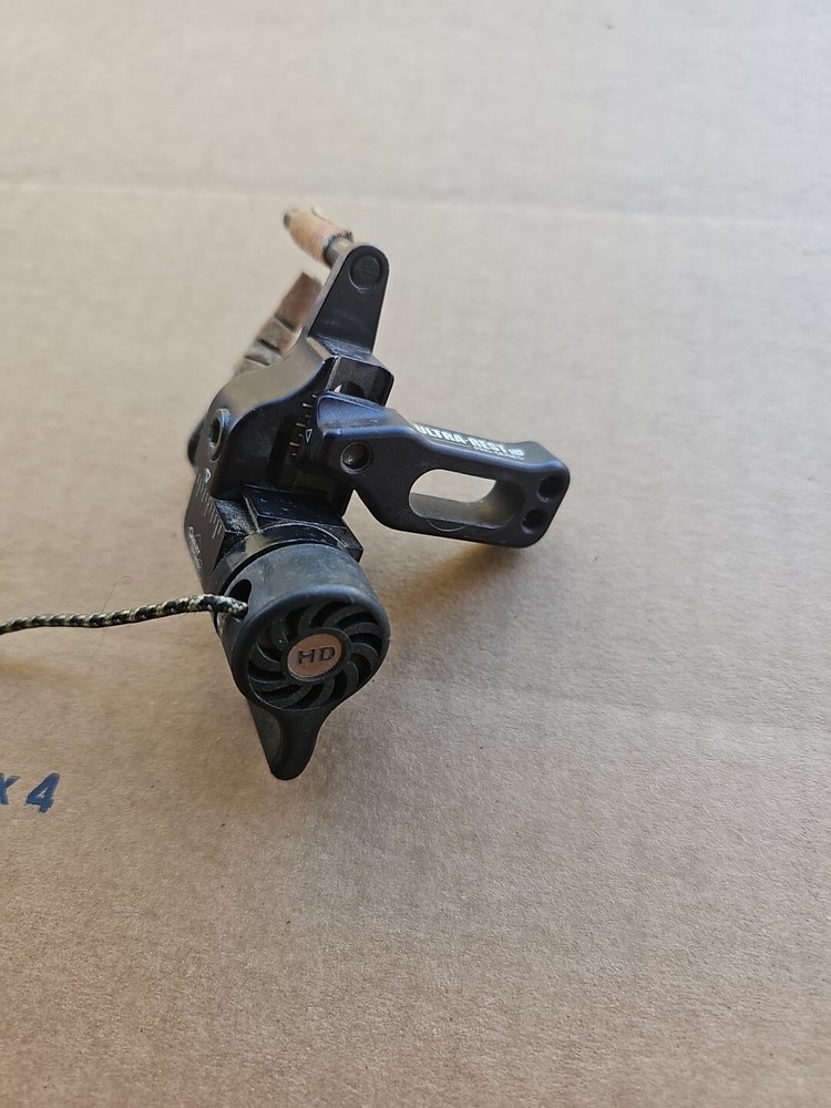 QAD HD Arrow Rest Right Hand Black