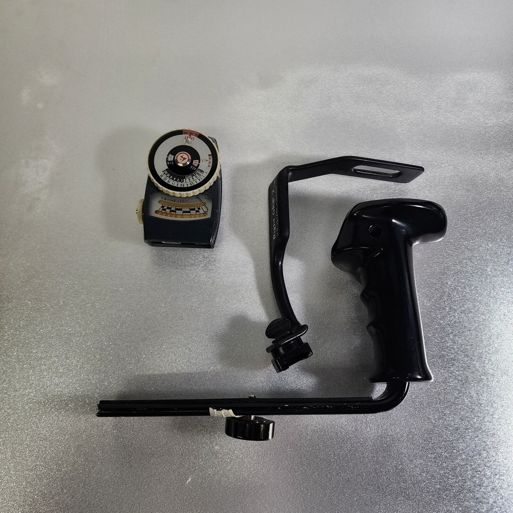 Vintage Sunset Unittic Model 65 - Zero Adjust Exposure Meter With Camera Mount