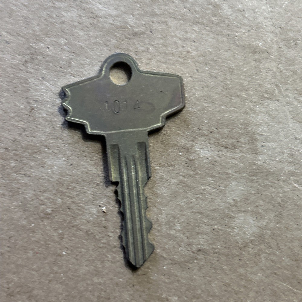 Vintage Arcade Video Game Key Fr22 Hawk 1014