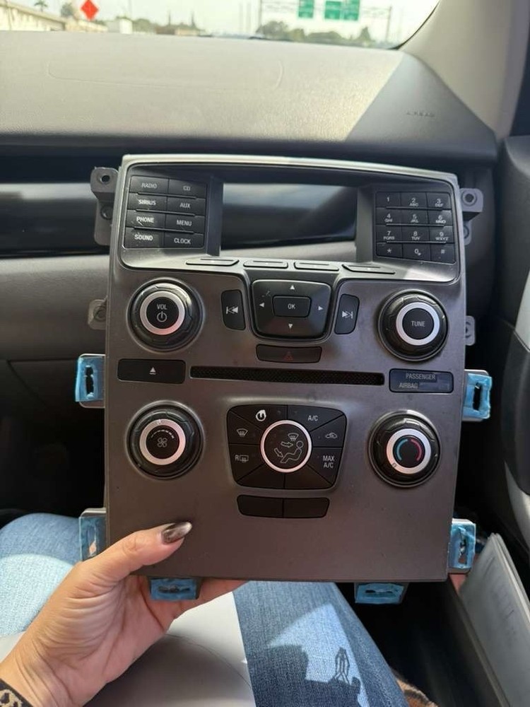 2012 ford edge OE Radio/ AC control Panel