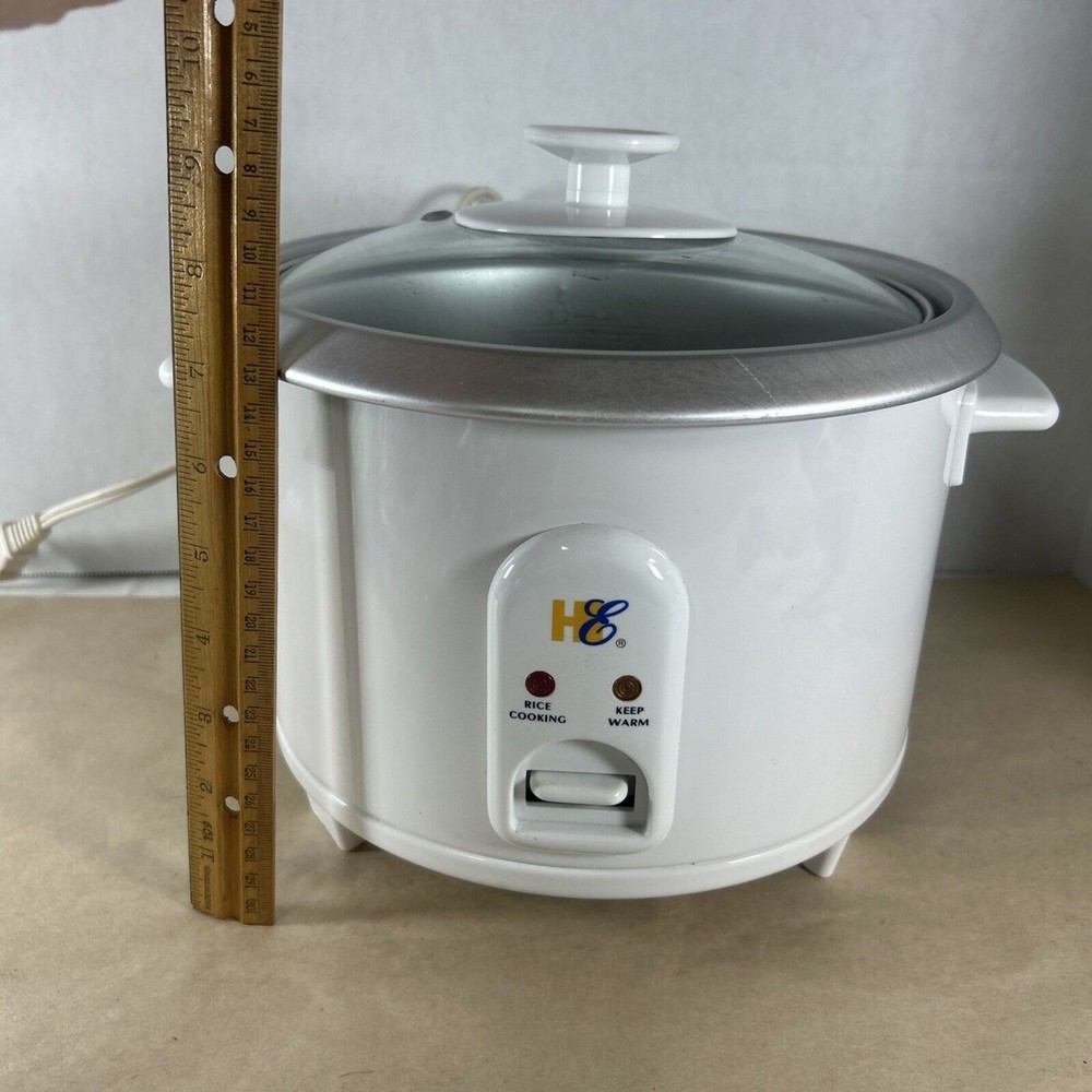 HE 7 Cup Rice Cooker Automatic White W/removable Insert W/Spoon & Measuring Cup