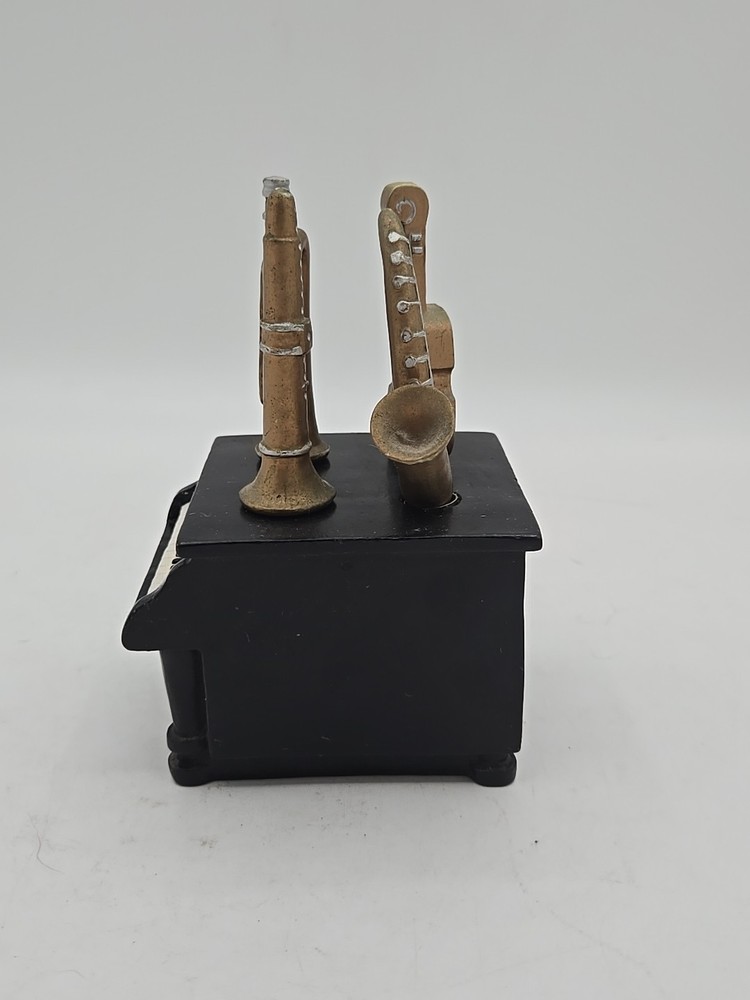 Instrument Themed Cheese Spreaders