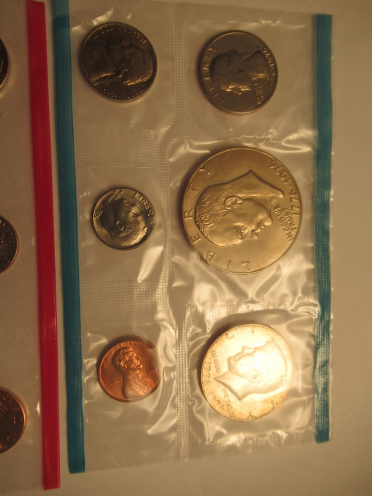 1975 US Mint Uncirculated Set, US Mint Cellophane