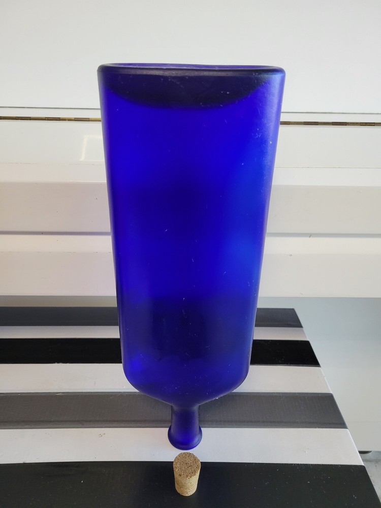 COBALT BLUE SLIM BOTTLE SOLID DESIGN 12 INCHES HOLDS 36 OZS