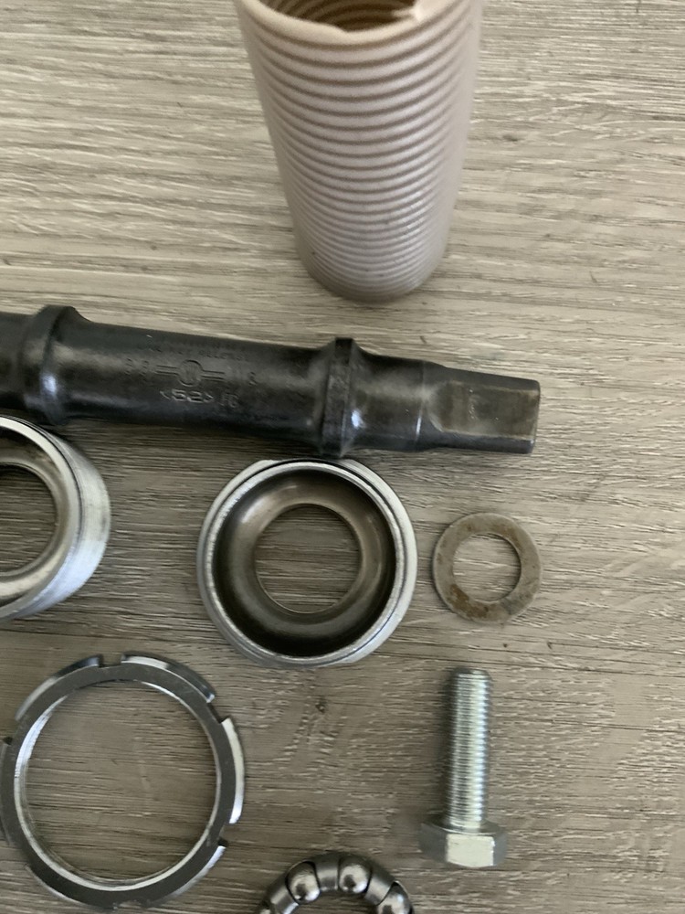 SHIMANO 600 BOTTOM BRACKET BRITISH THREADING 68-115 MM