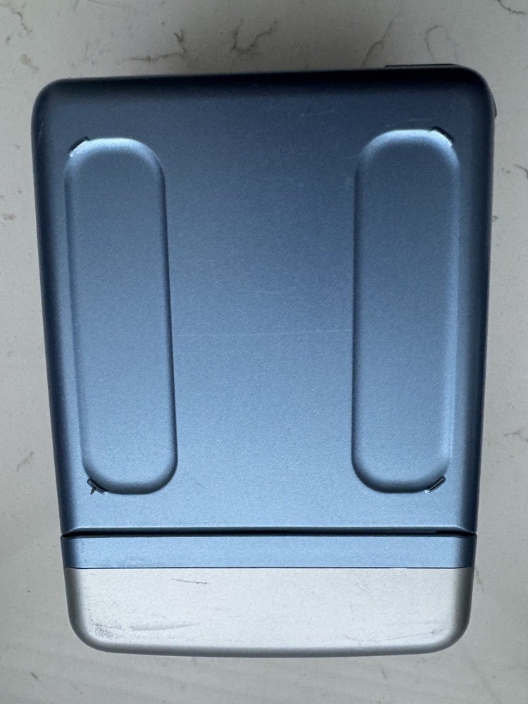 Polaroid One600 Instant camera blue