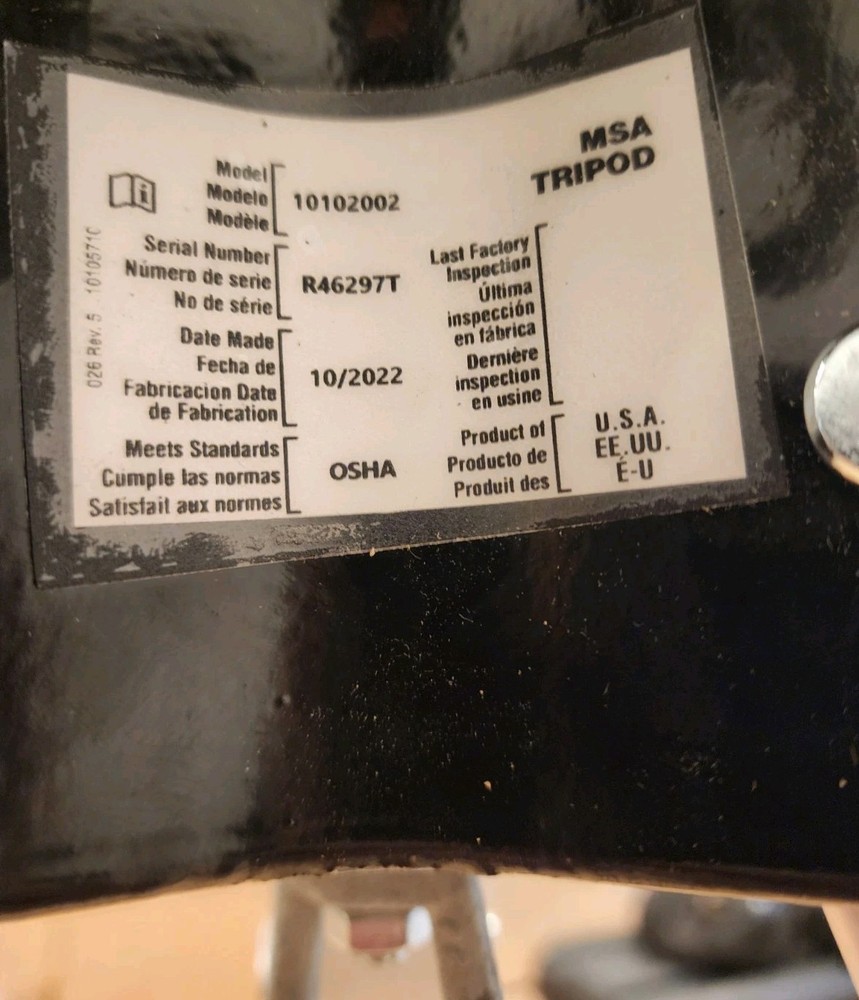 MSA 10102002 Aluminum Workman 8' Tripod