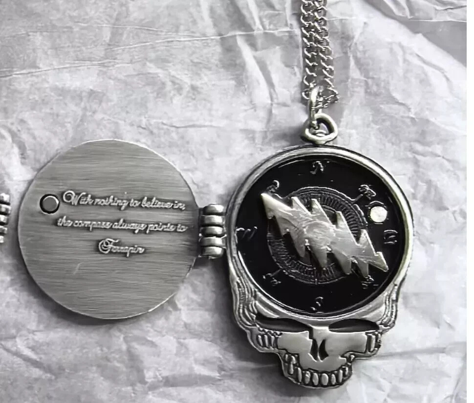 Terrapin Station pendant w/ Chain
