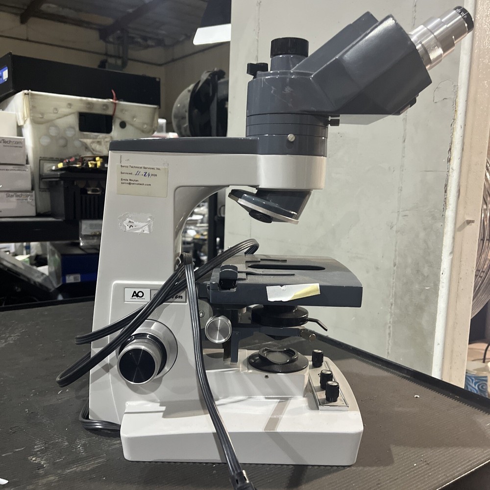 AO ONE-TEN 110 MICRO STAR BINOCULAR RESEARCH MICROSCOPE