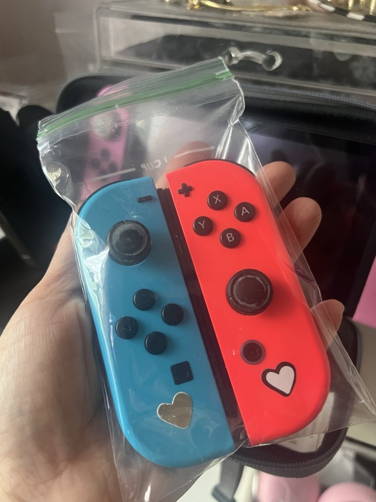 Nintendo Switch Console w/ Joy-Con, Grip, tomtoc Case, Thumb Grips