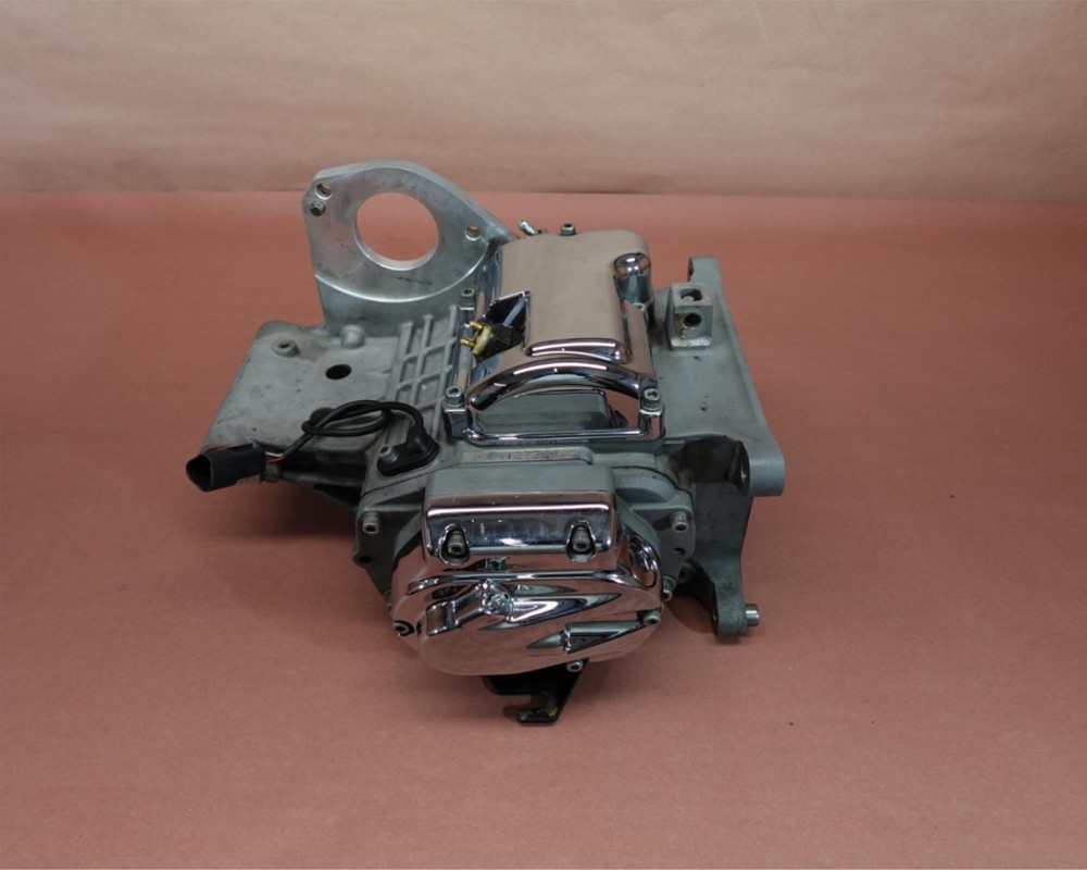 2003-2004 Harley Softail Deuce FXSTDSE2 5 Speed Transmission Gearbox