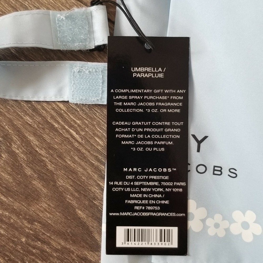 Marc Jacobs DAISY Umbrella Large Rain Daisy Parfums Sky Blue White Handle Spring