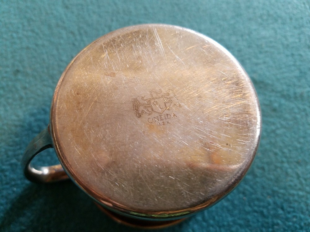 Oneida Silver Engraved Cup BBA 11-1-77 w/Case *READ