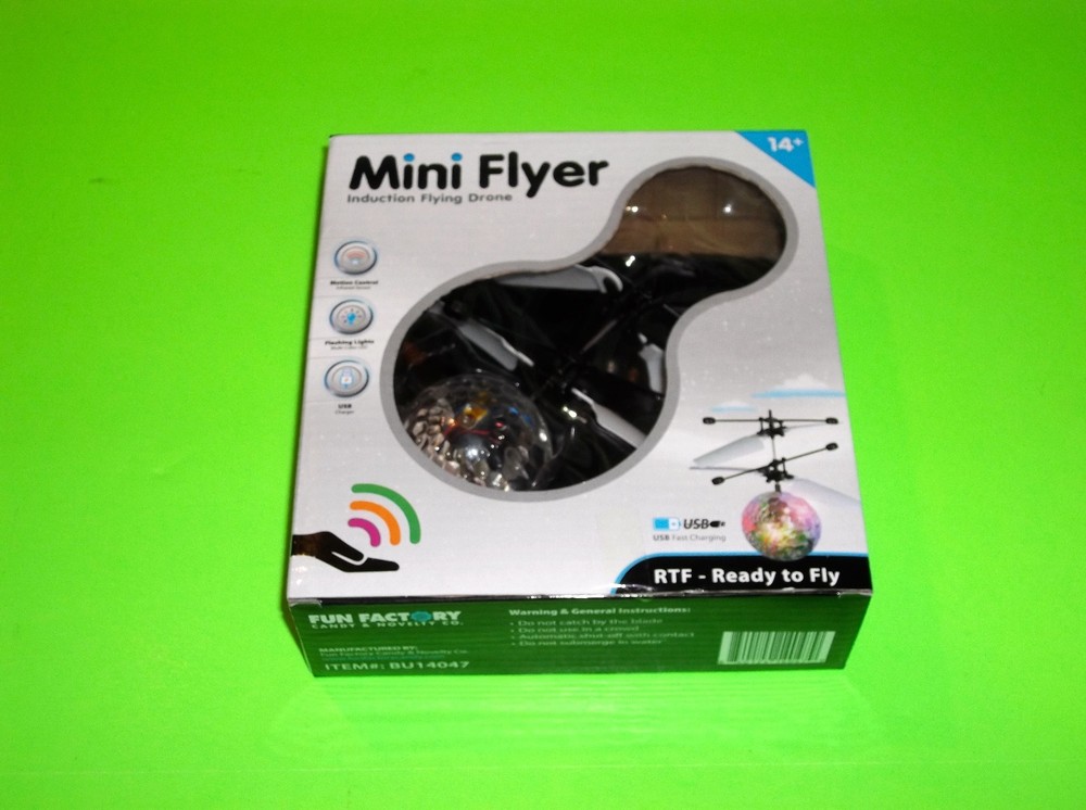 MINI FLYER INDUCTION FLYING DRONE RTF USB CHARGE MULTI COLOR MOTION CONTROL TOY
