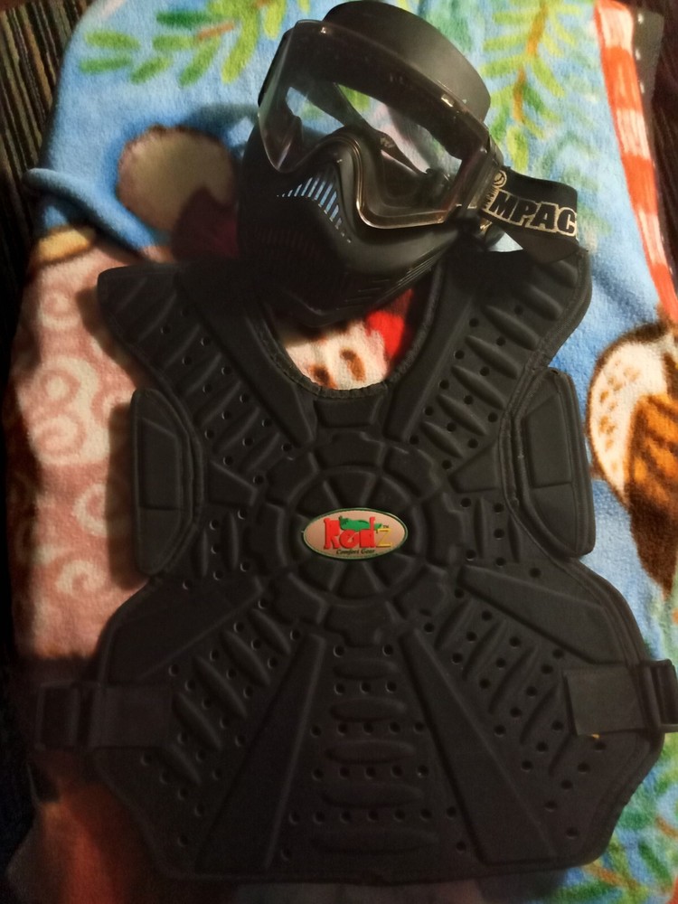 Paintball Protective Chest Plate And Mask