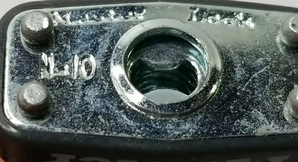 Masterlock #10 Lock & Key L27