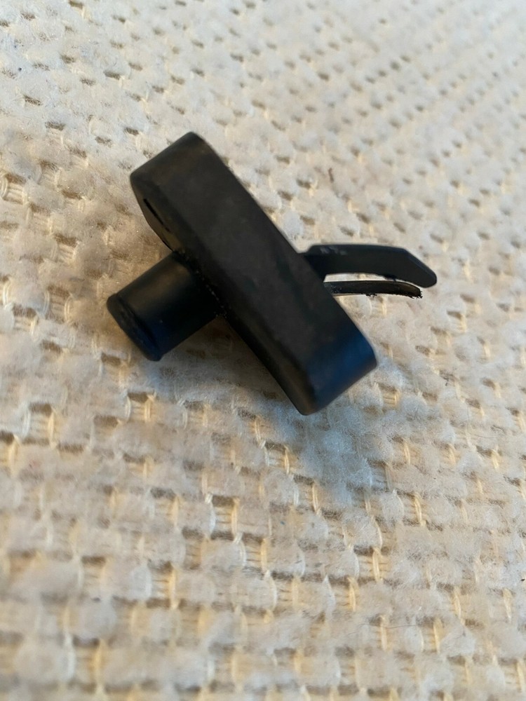 Push In Plastic Flipper Rest