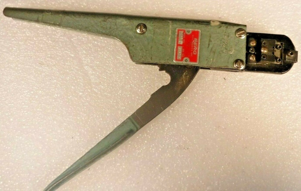Berg Electronics HT43 22/25 Hand Crimping Tool