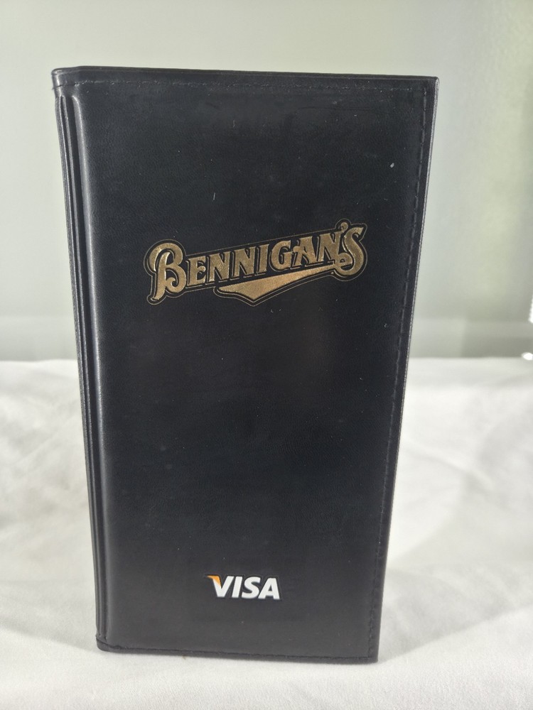 Vintage Bennigan's Restaurant Bill Check Credit Card Folder NEW