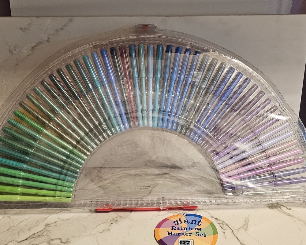 GIANT Rainbow Marker Set Pre-Owned 100 Colors Missing 5