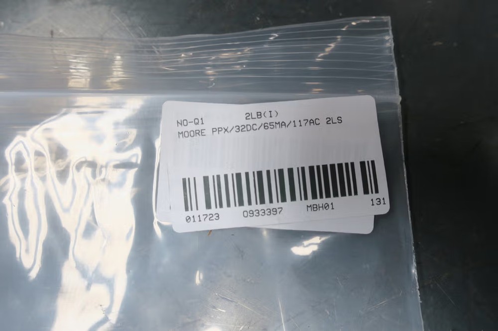 Moore PPX/32DC/65MA/117AC 2LS Power Supply