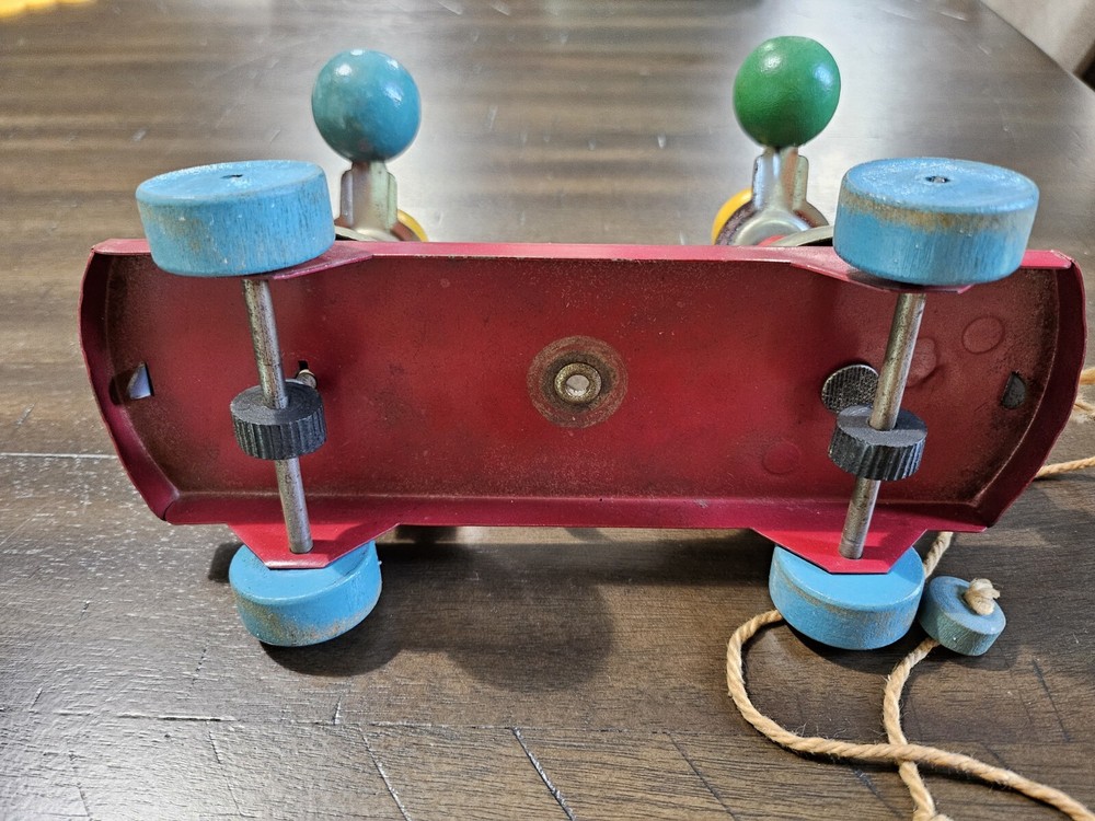 Vintage Spinning Pull Toy