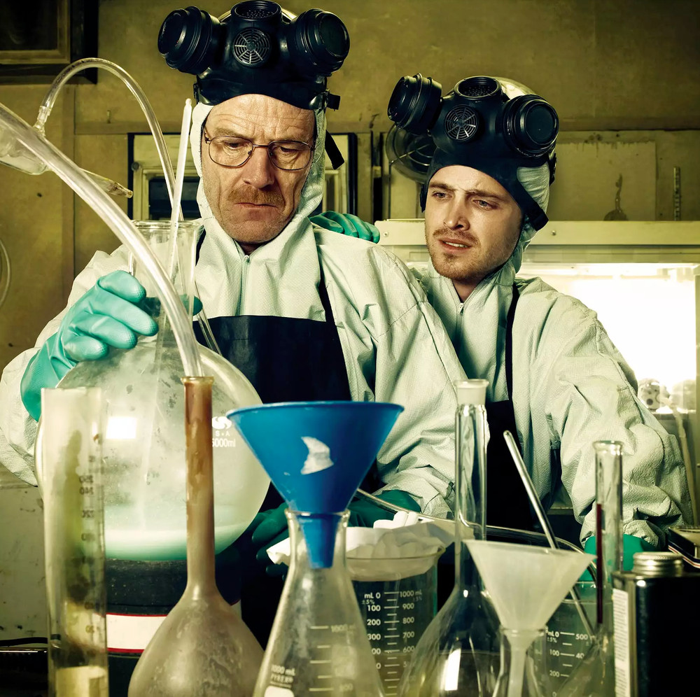 BREAKING BAD: Pyrex Filtering Flask w/Studio COA