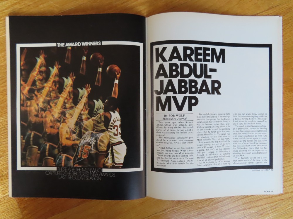 BOSTON CELTICS vs CAVALIERS October 23 1974 Program JOHN HAVIVEK AUSTIN CARR