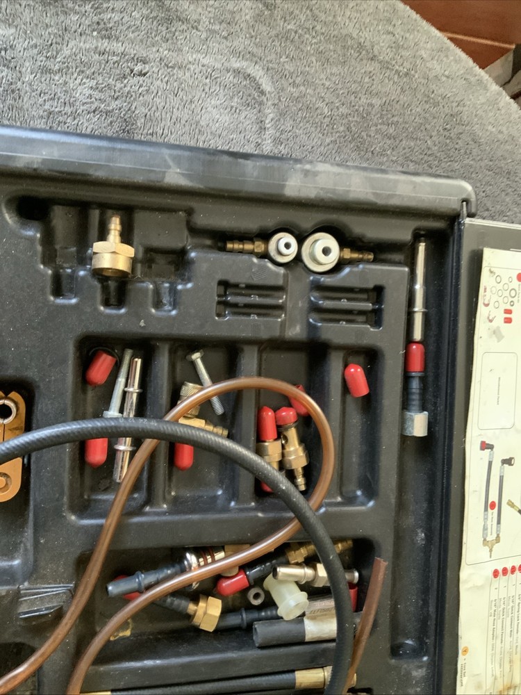 Snap On Master Fuel Injection Pressure Guage Set, Has Damage, See Pics….untested