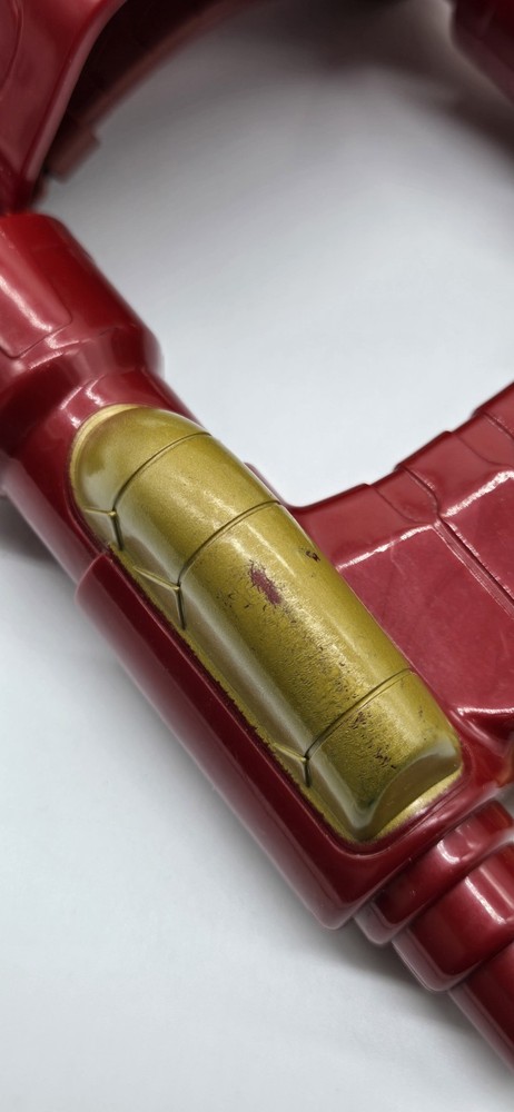 Marvel Iron Man Nerf Slide Blast Armor Dart Blaster 2015 Retractable Adjustable