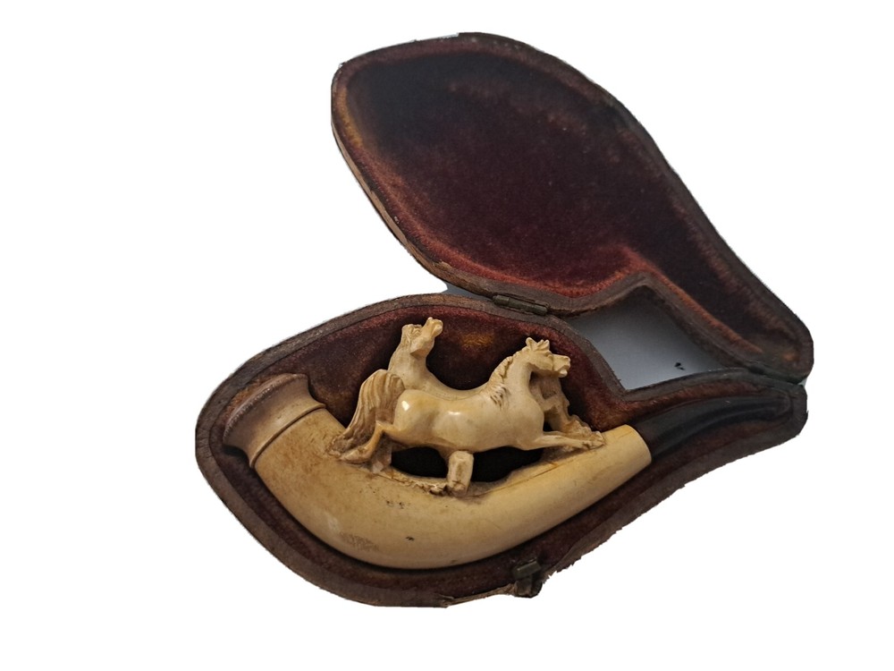 1800's 2 Horse Hand Carved Meercchaum Pipe