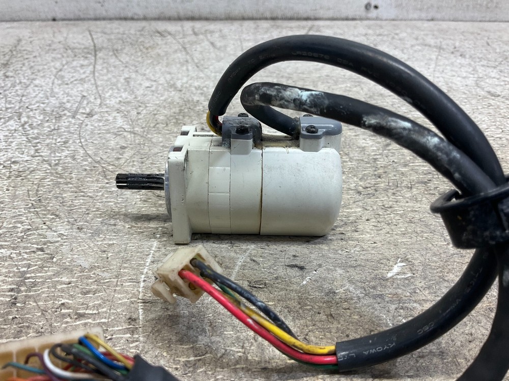 Panasonic MSM3AZA4E AC Servo Motor