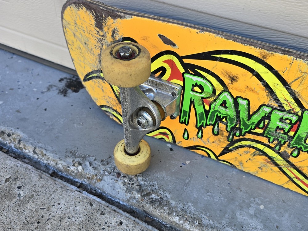*RARE* PALACE RAVEDIGGER COMPETE SKATEBOARD W/INDYS -READ!