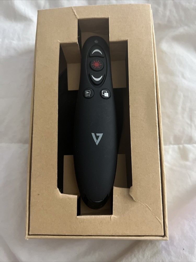 V7 WP1000-24G Professional Wireless Presenter with Laser Pointer and microS