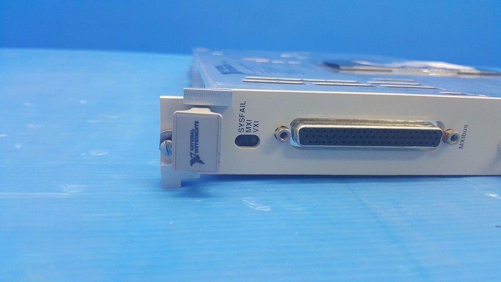 National Instruments VXI-MXI 181045-01 REV. E8 Interface Module