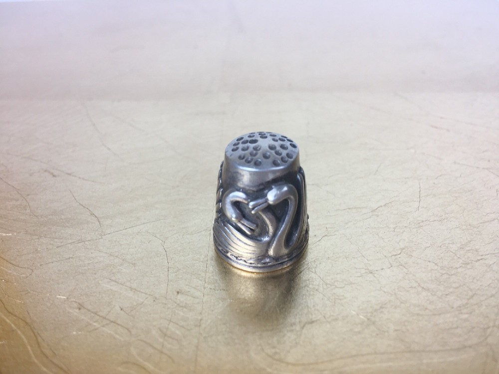 Stunning ,unique Sterling Silver 925 Thimble , 12.6 Gr