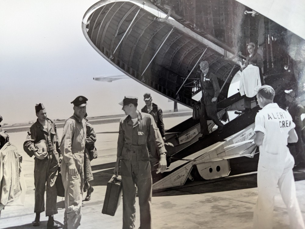 WWII USAF black & white photo 8" x 10" unknown