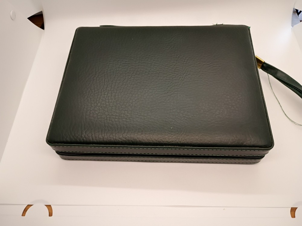 Vtg Travel Backgammon Game In Zippered Case Pre-owned