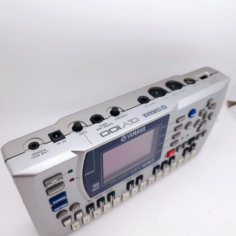 YAMAHA QY100 Music Sequencer Sampler Sound Module