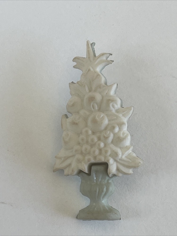 Vintage Plastic Realistic Goofy Topiary Fruit Button 1 1/4”