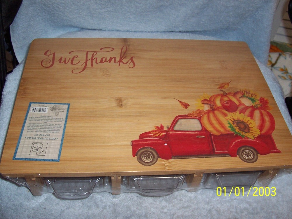 Give Thanks 4 Piece Bamboo Cutting Board &Durable Plastic Drawer / Tray Set New