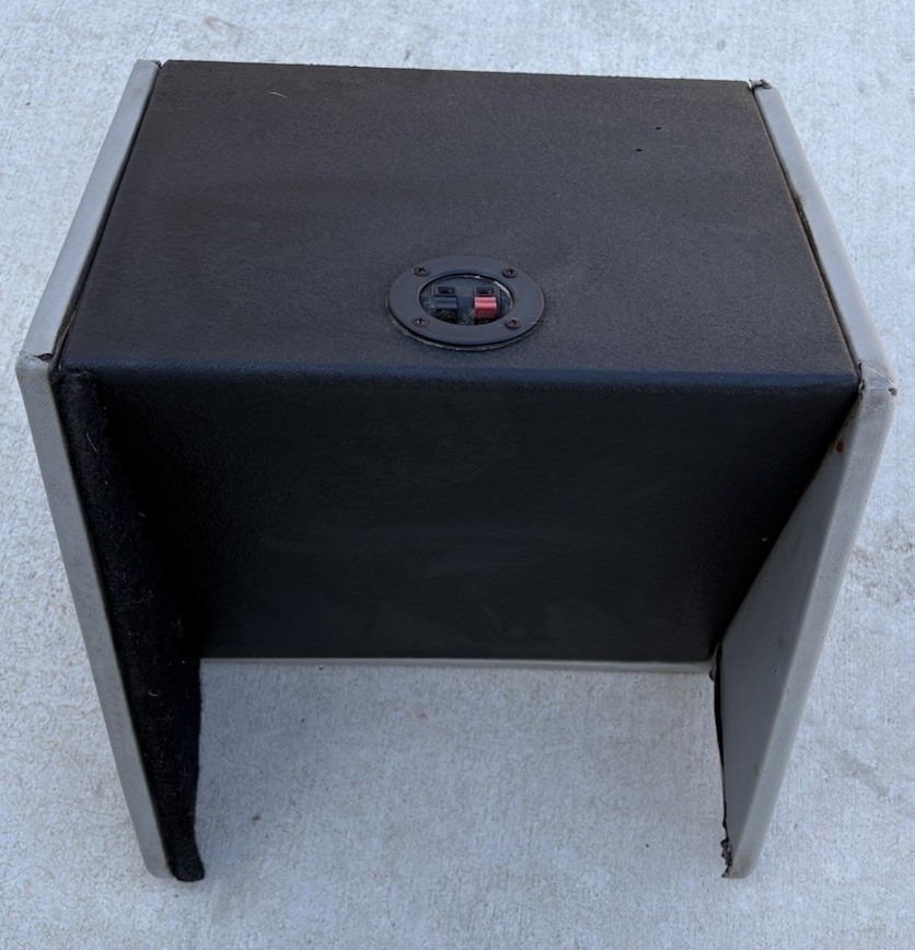ProBox 110 HB 10” Subwoofer Box-used