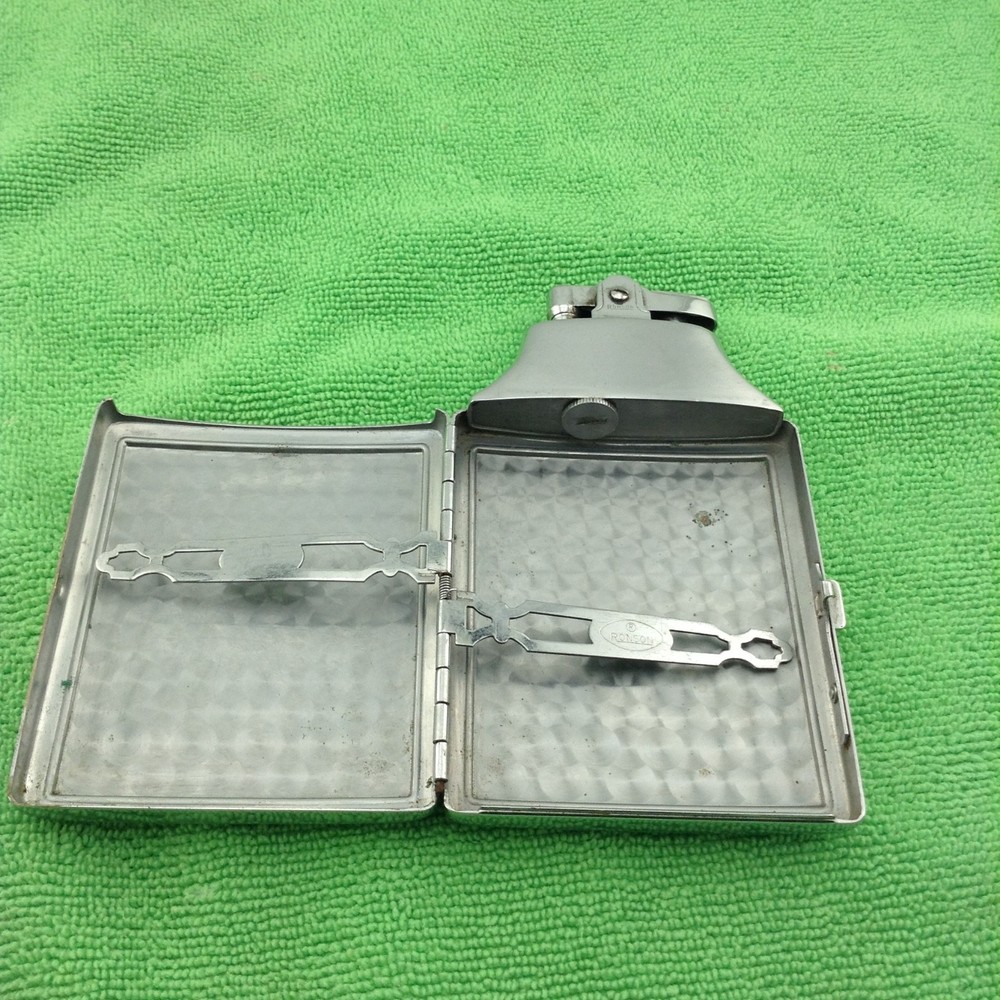 Ronson Mastercase Silver Tone Lighter Cigarette Case