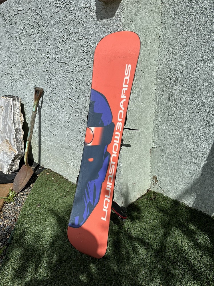 LIQUID LSB HOT ROD SNOWBOARD - SIZE 134 CM - WITH DIVISION23 BINDINGS