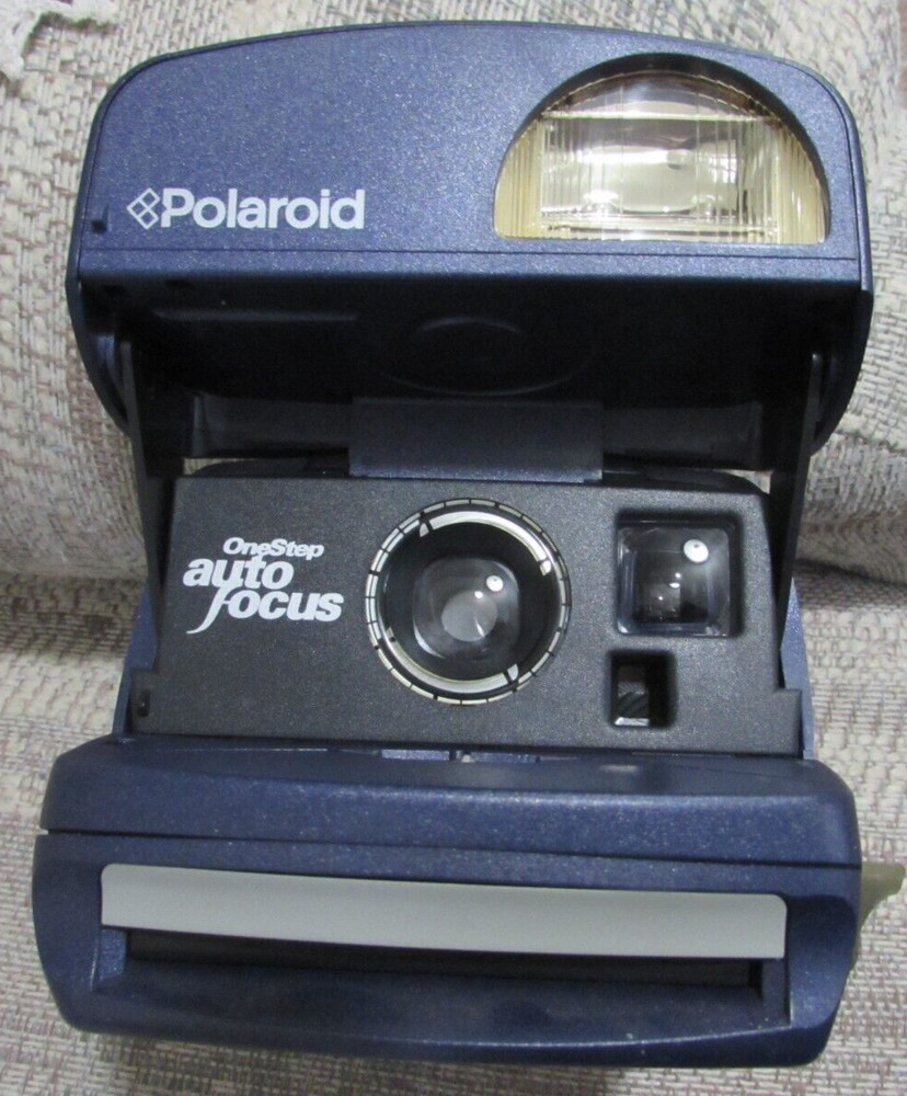 Vintage Polaroid Camara 600 One Step Auto Focus (UNTESTED)