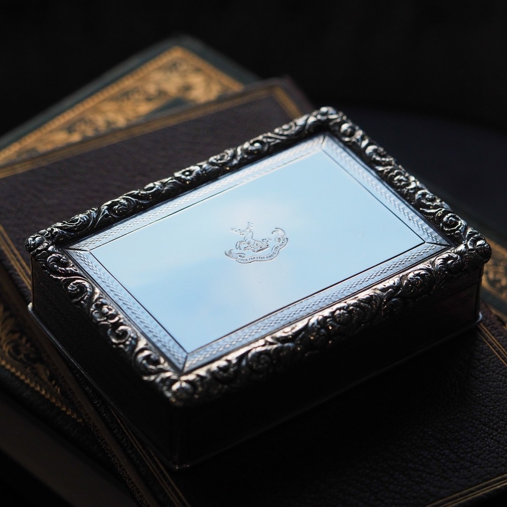 Antique Georgian Solid Silver Large Table Snuff Box - Joseph Willmore 1832