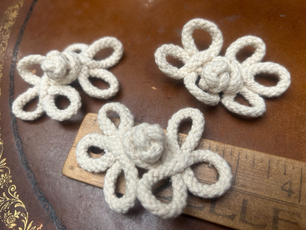 cotton hand made 3 loop cord frogs 3" natural dyeable 1pc